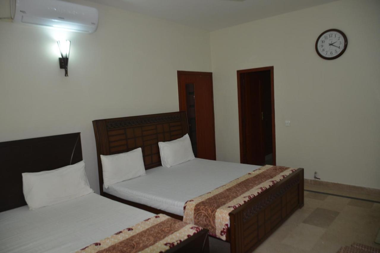 The Travelers Den Hotel Islamabad Exterior photo